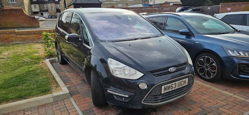 FORD S-MAX 2013 FORD S-MAX 2.0 TDCi TITANIUM **JUST 123,000 MILES** FSH NEW MOT