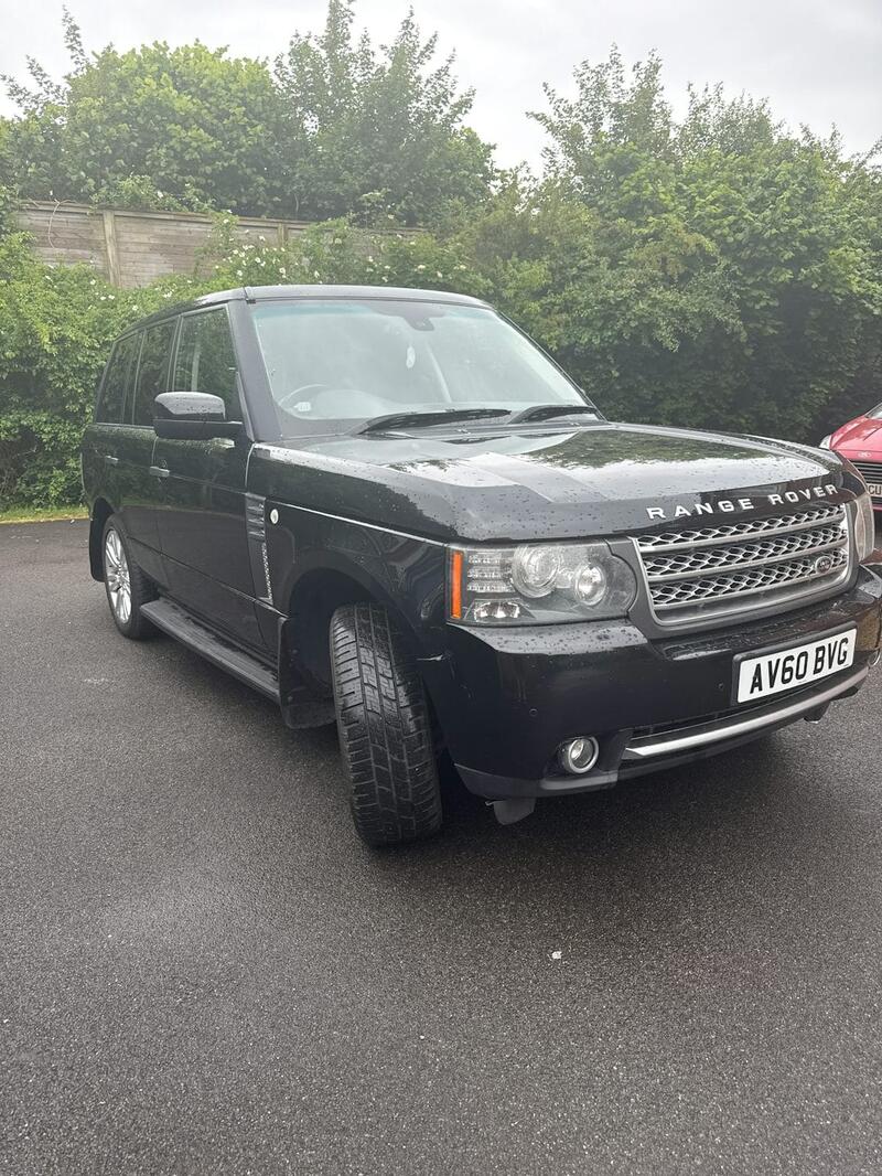 LAND ROVER RANGE ROVER 2010 LAND ROVER RANGE ROVER 3.6 TDV8 VOGUE SE **JUST 115,000 MILES** FSH 