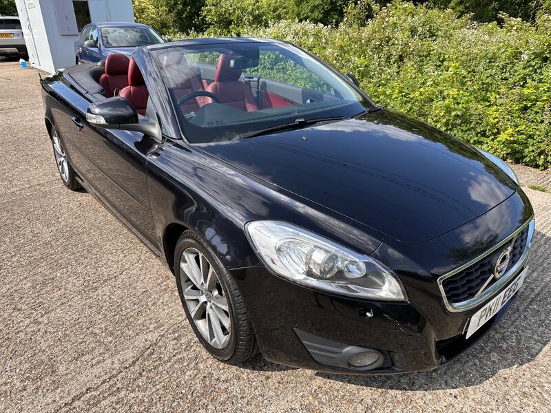VOLVO C70 2011 VOLVO C70 2.0 D3 SE 198,000 MILES *FSH NEW MOT*