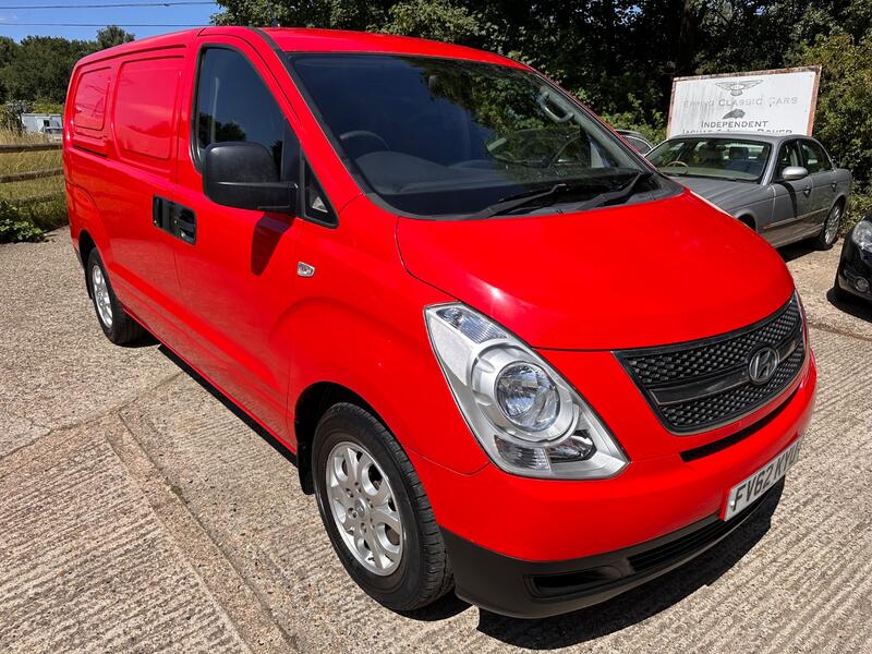HYUNDAI ILOAD 2012 HYUNDAI ILOAD 2.5 CRDi COMFORT **JUST 160,000 MILES** FSH NO VAT 