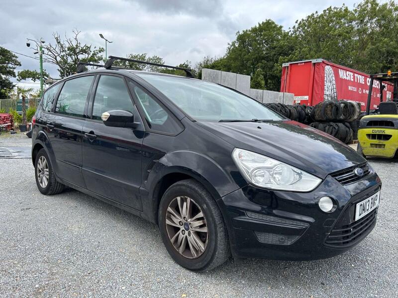 FORD S-MAX 2013 FORD S-MAX 2.0 TDCi 140 ZETEC 7 SEATER **JUST 97,000 MILES** FSH