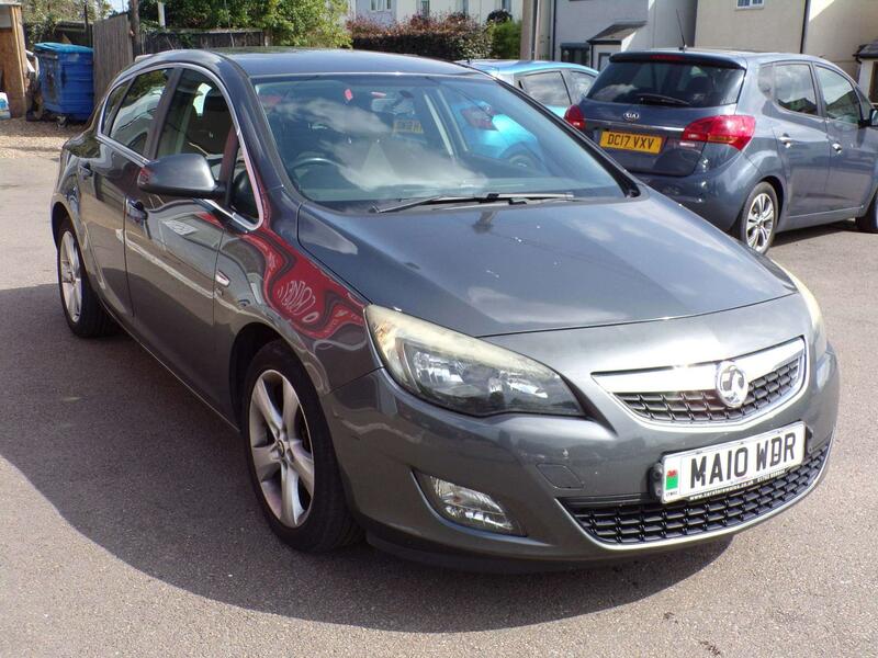 VAUXHALL ASTRA 2010 VAUXHALL ASTRA 1.6i 16v SRi 5DR **JUST 96,000 MILES** NEW MOT LEZ FREE